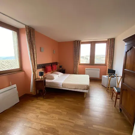 Inn Des Trois Ami-es Vinezac